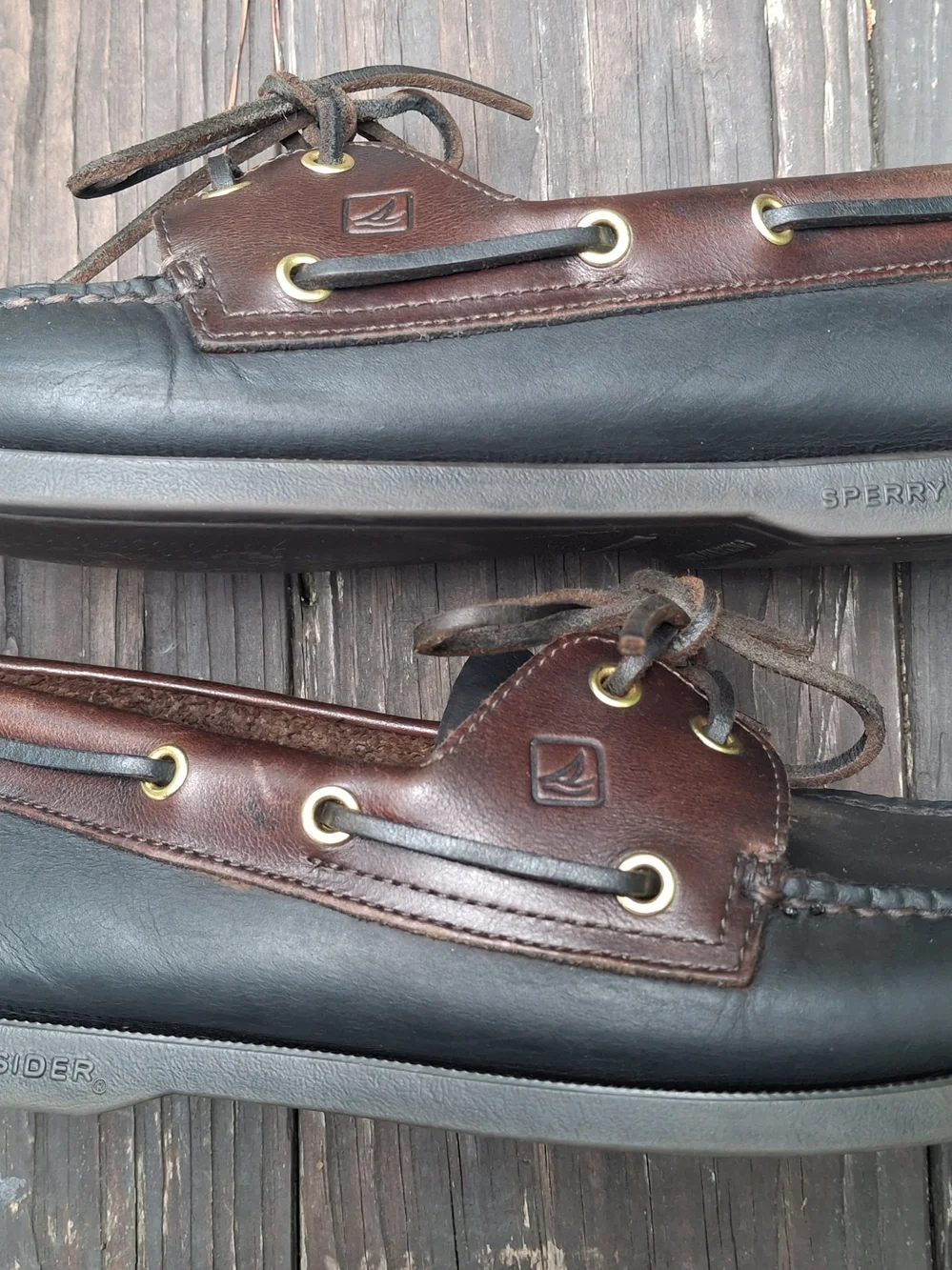 Sperry Two-Tone Black and Brown Leather Boat Shoes Size 10.5